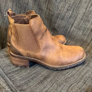 BullBoxer B52 Vegan ankle boot bootie Sz 8